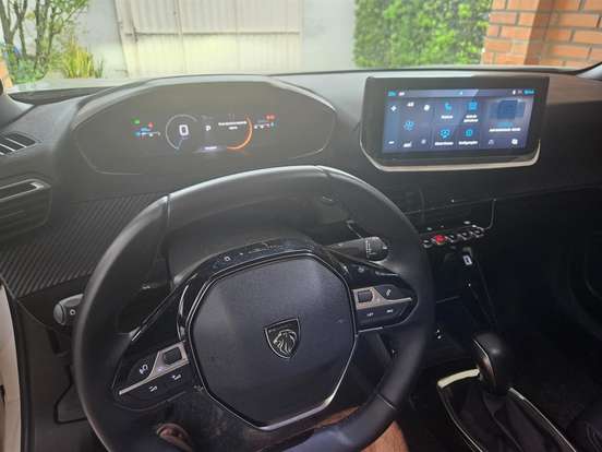 PEUGEOT-2008-1.0 TURBO 200 FLEX ALLURE CVT PEUGEOT-2008-2024