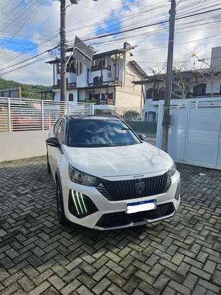 PEUGEOT-2008-2024
