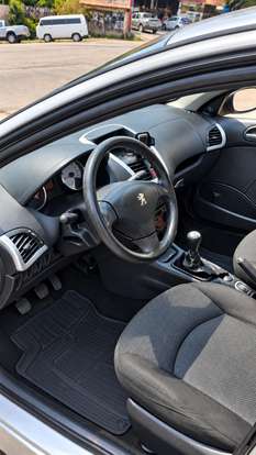 PEUGEOT-207-2011