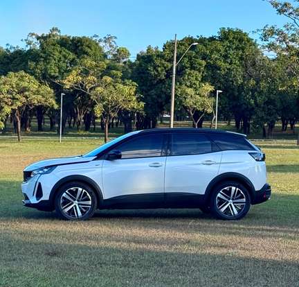 PEUGEOT-3008-2022