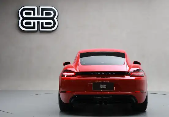 PORSCHE-718-2024