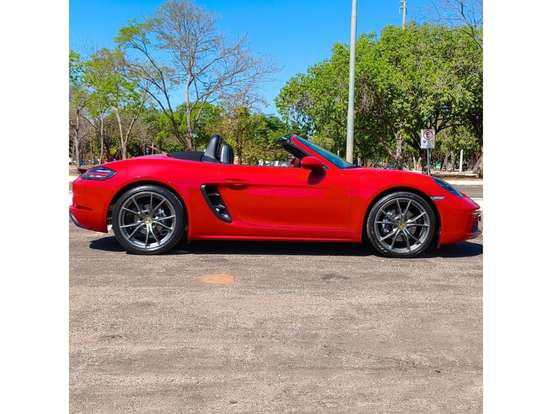 PORSCHE-718-2024