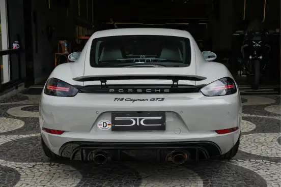 PORSCHE-718-2024