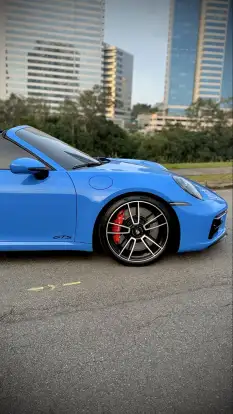 PORSCHE-911-2023