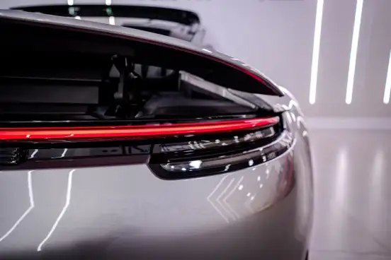 PORSCHE-911-2019