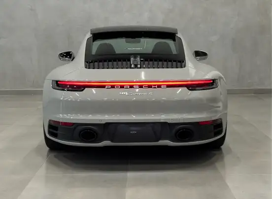 PORSCHE-911-2023