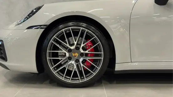 PORSCHE-911-2023
