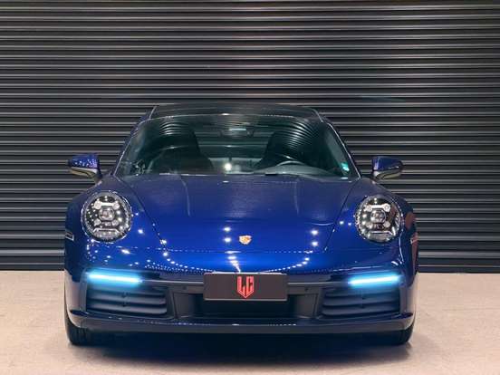 PORSCHE-911-2021