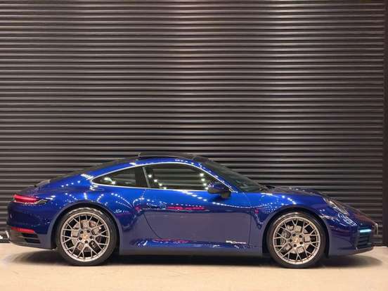PORSCHE-911-2021