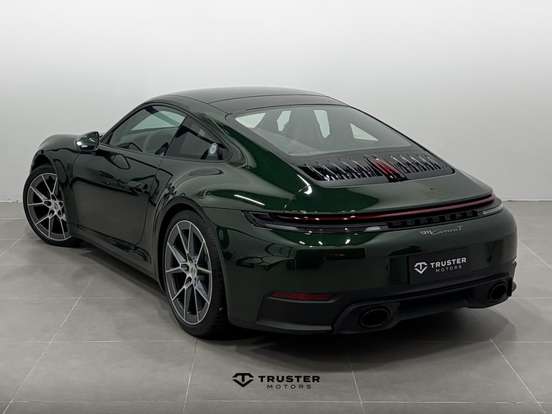 PORSCHE-911-2025