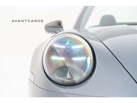 PORSCHE-911-2025