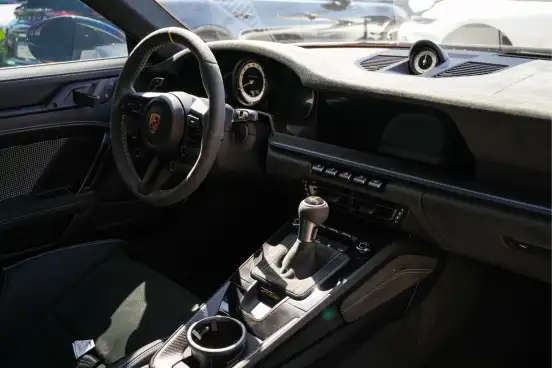 PORSCHE-911-2023