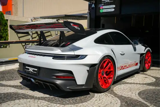 PORSCHE-911-2023