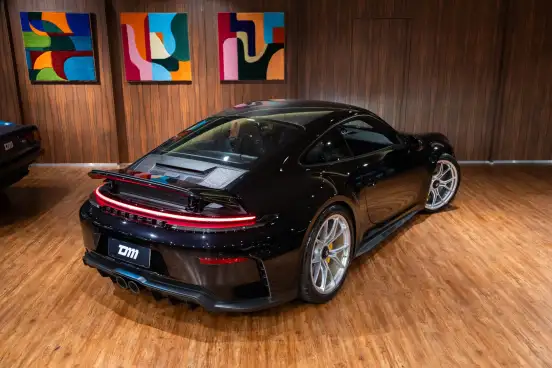 PORSCHE-911-2025