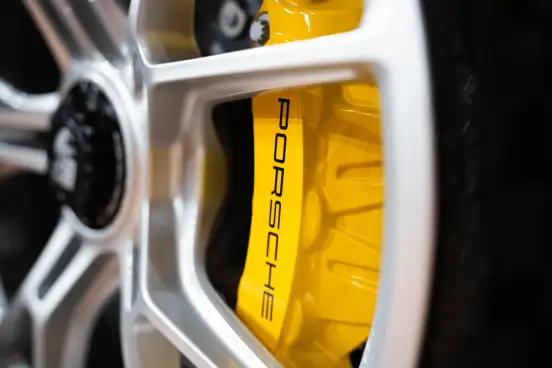 PORSCHE-911-2025