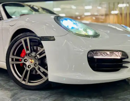PORSCHE-BOXSTER-2010