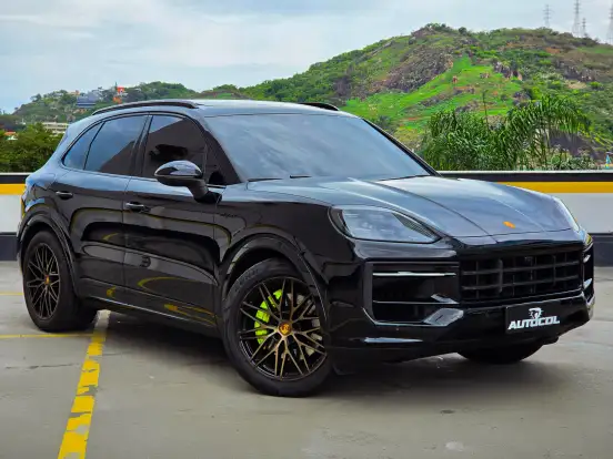 PORSCHE-CAYENNE-2024