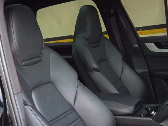 PORSCHE-CAYENNE-2024