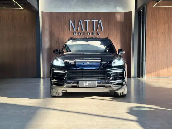 PORSCHE-CAYENNE-2021