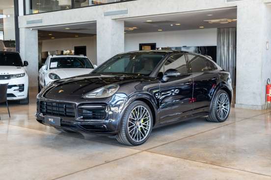 PORSCHE-CAYENNE-2023