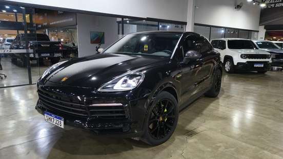 PORSCHE-CAYENNE-2022