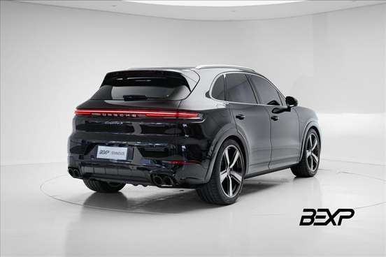 PORSCHE-CAYENNE-2025