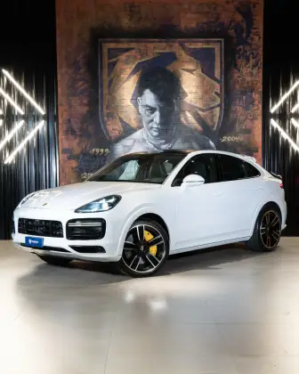 Porsche Cayenne 4.0 V8 Gasolina Turbo Coupé AWD Tiptronic S