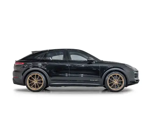 PORSCHE-CAYENNE-2022