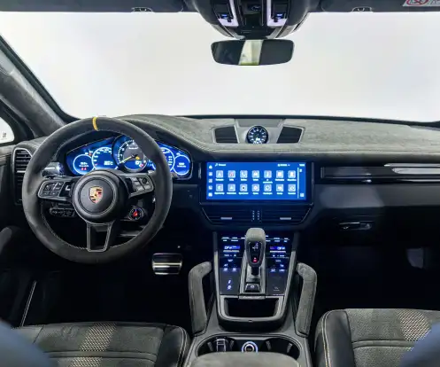 PORSCHE-CAYENNE-2022