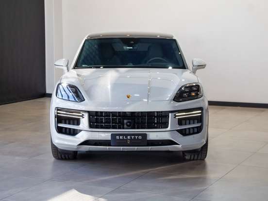 PORSCHE-CAYENNE-2024