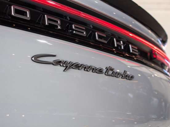PORSCHE-CAYENNE-4.0 V8 E-HYBRID TURBO COUPÉ AWD TIPTRONIC S PORSCHE-CAYENNE-2024