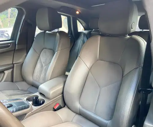 PORSCHE-MACAN-2015