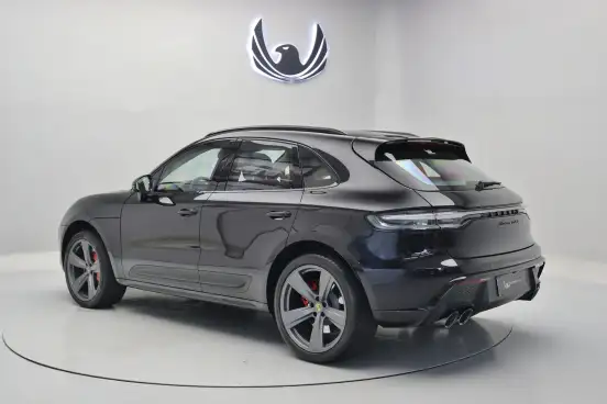 PORSCHE-MACAN-2023