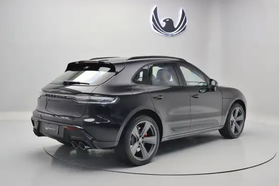 PORSCHE-MACAN-2023