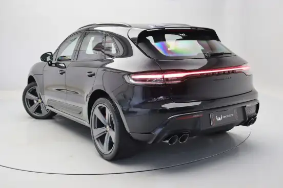 PORSCHE-MACAN-2023