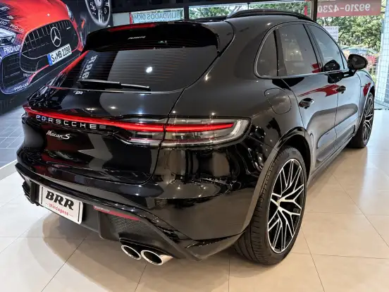 PORSCHE-MACAN-2024