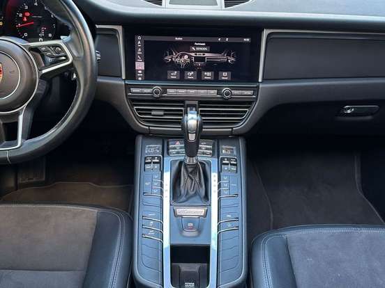 PORSCHE-MACAN-2.0 16V GASOLINA 4P AUTOMÁTICO PORSCHE-MACAN-2019