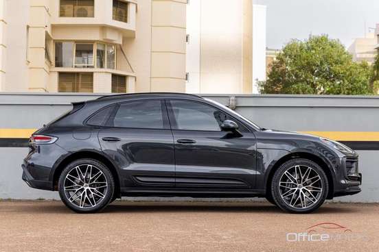 PORSCHE-MACAN-2022
