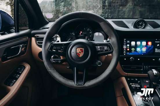 PORSCHE-MACAN-2023