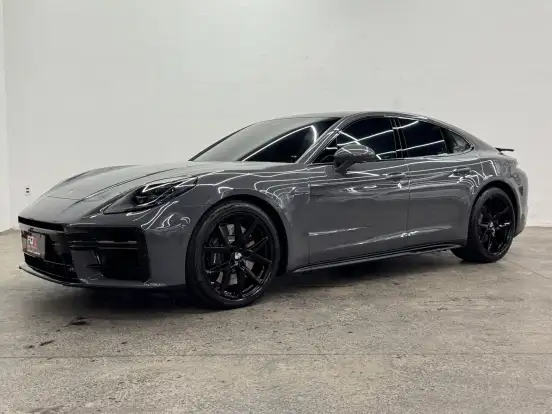 PORSCHE-PANAMERA-2024