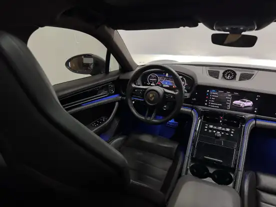 PORSCHE-PANAMERA-2024