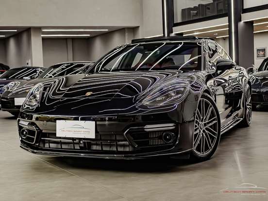 PORSCHE-PANAMERA-2022