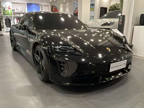 PORSCHE-TAYCAN-TURBO ELÉTRICO PORSCHE-TAYCAN-2021