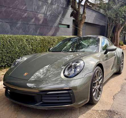 PORSCHE-911-2023