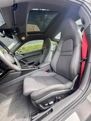 PORSCHE-911-2023