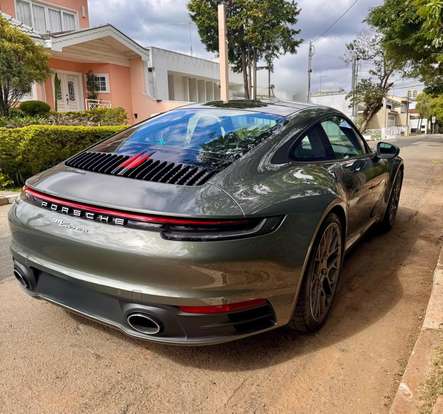 PORSCHE-911-2023
