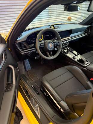 PORSCHE-911-2024