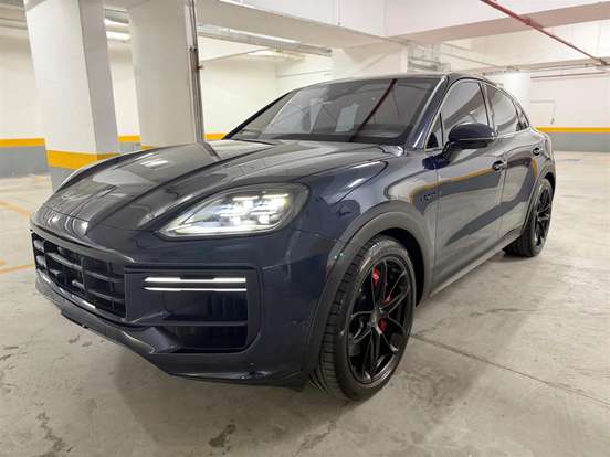 PORSCHE-CAYENNE-2025