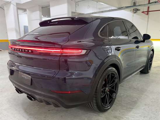 PORSCHE-CAYENNE-2025