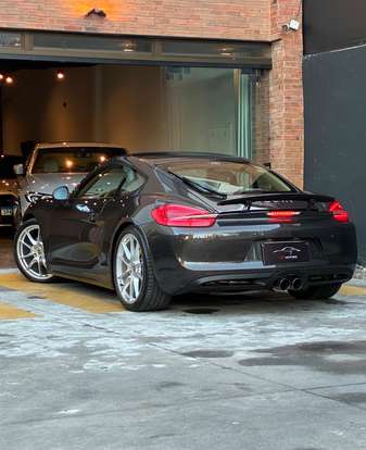 PORSCHE-CAYMAN-2013